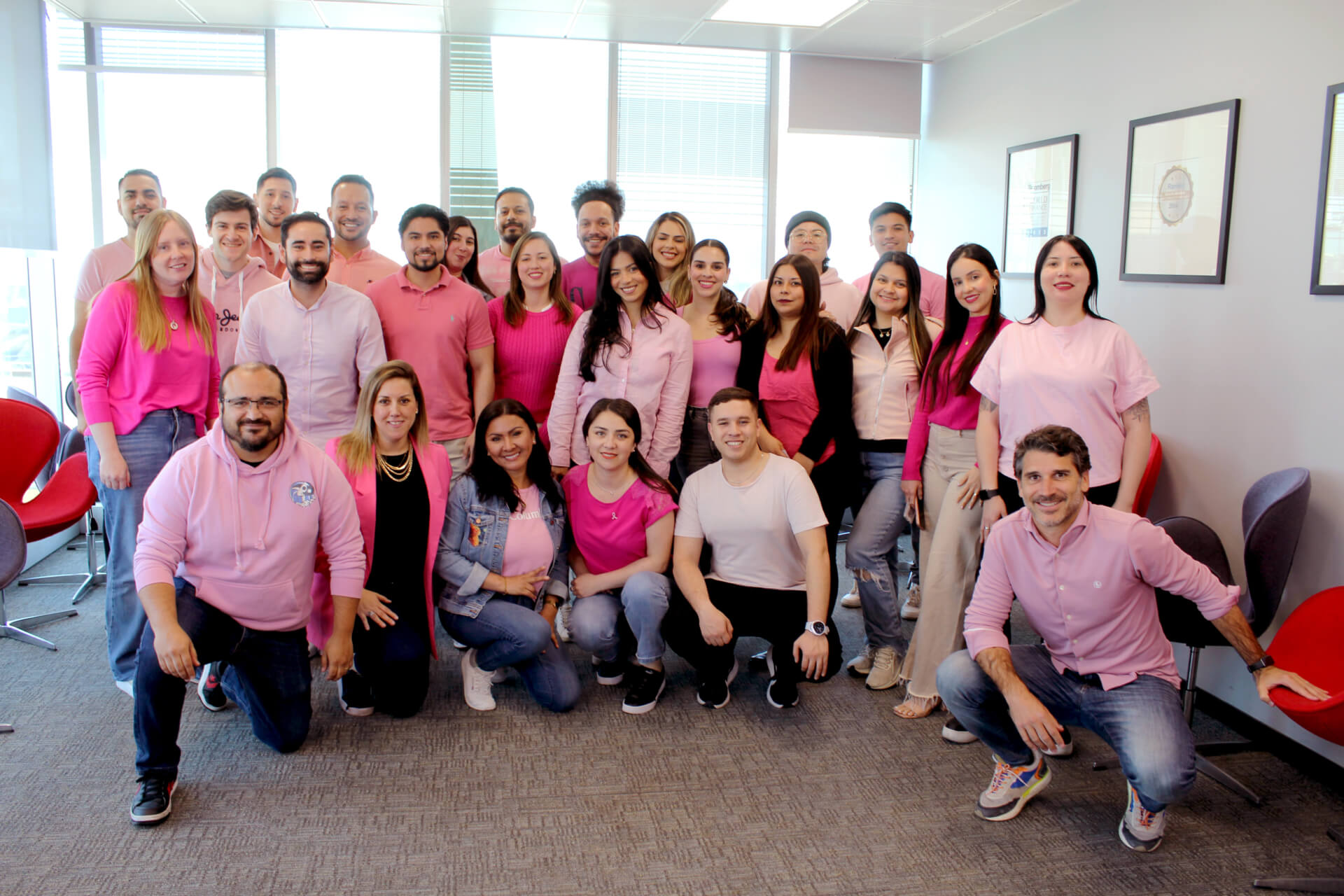 Xtebir LATAM - Pink October